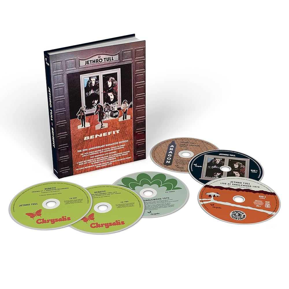 The 50th anniversary "book set" of Benefit