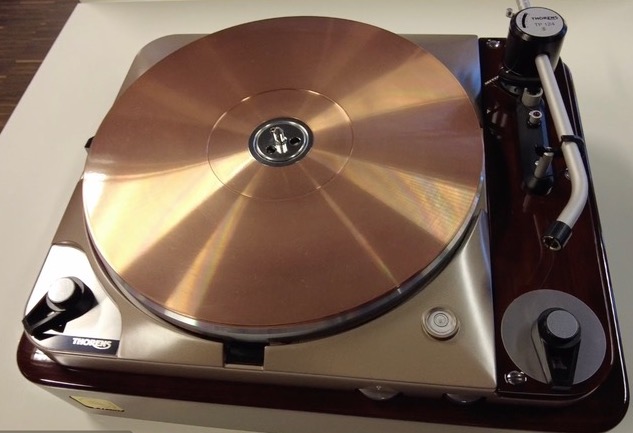 Thorens TD124DD Anniversary Edition