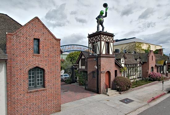 Jim Henson Studios (formerly the Chaplin Studios)