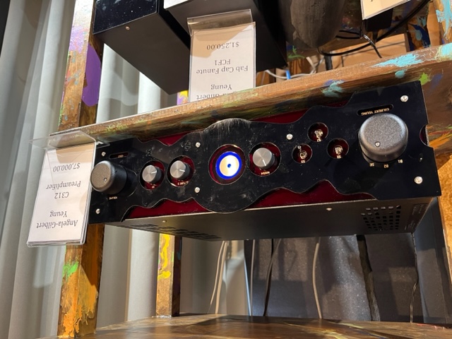 Angela-Gilbert Yueng Preamplifier