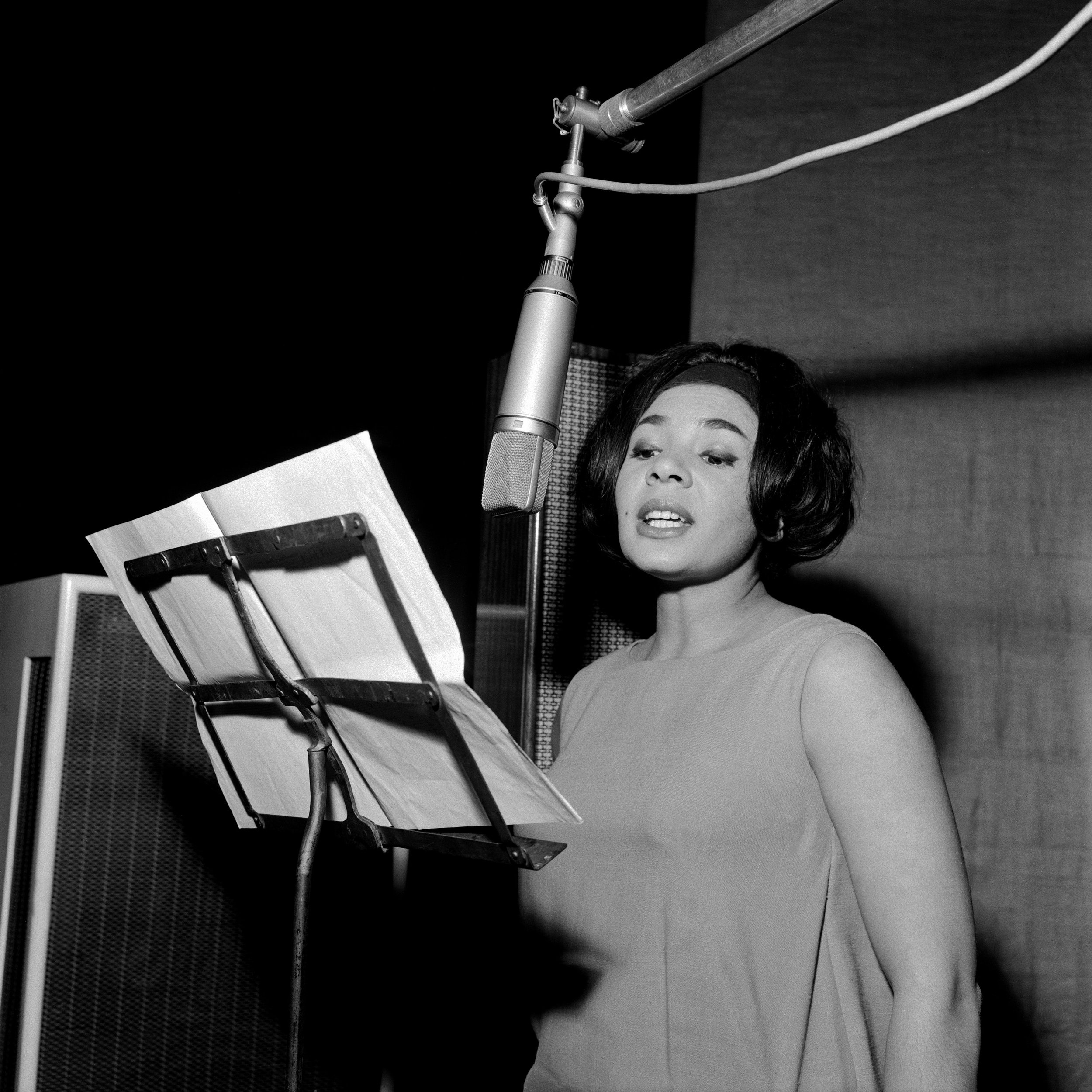 Shirley Bassey